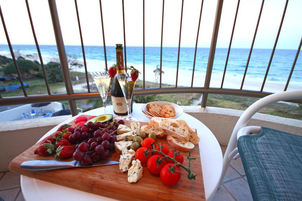 גולד קוסט San Simeon Beachfront Apartments Tugun מראה חיצוני תמונה