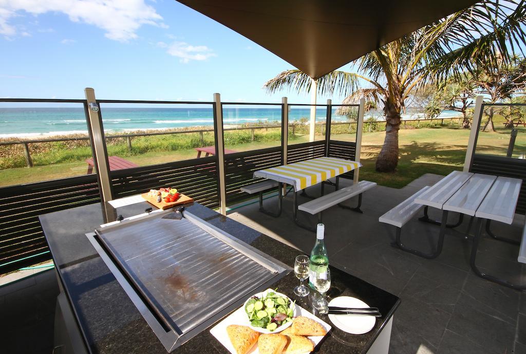 גולד קוסט San Simeon Beachfront Apartments Tugun מראה חיצוני תמונה