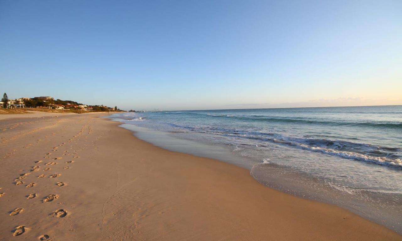גולד קוסט San Simeon Beachfront Apartments Tugun מראה חיצוני תמונה